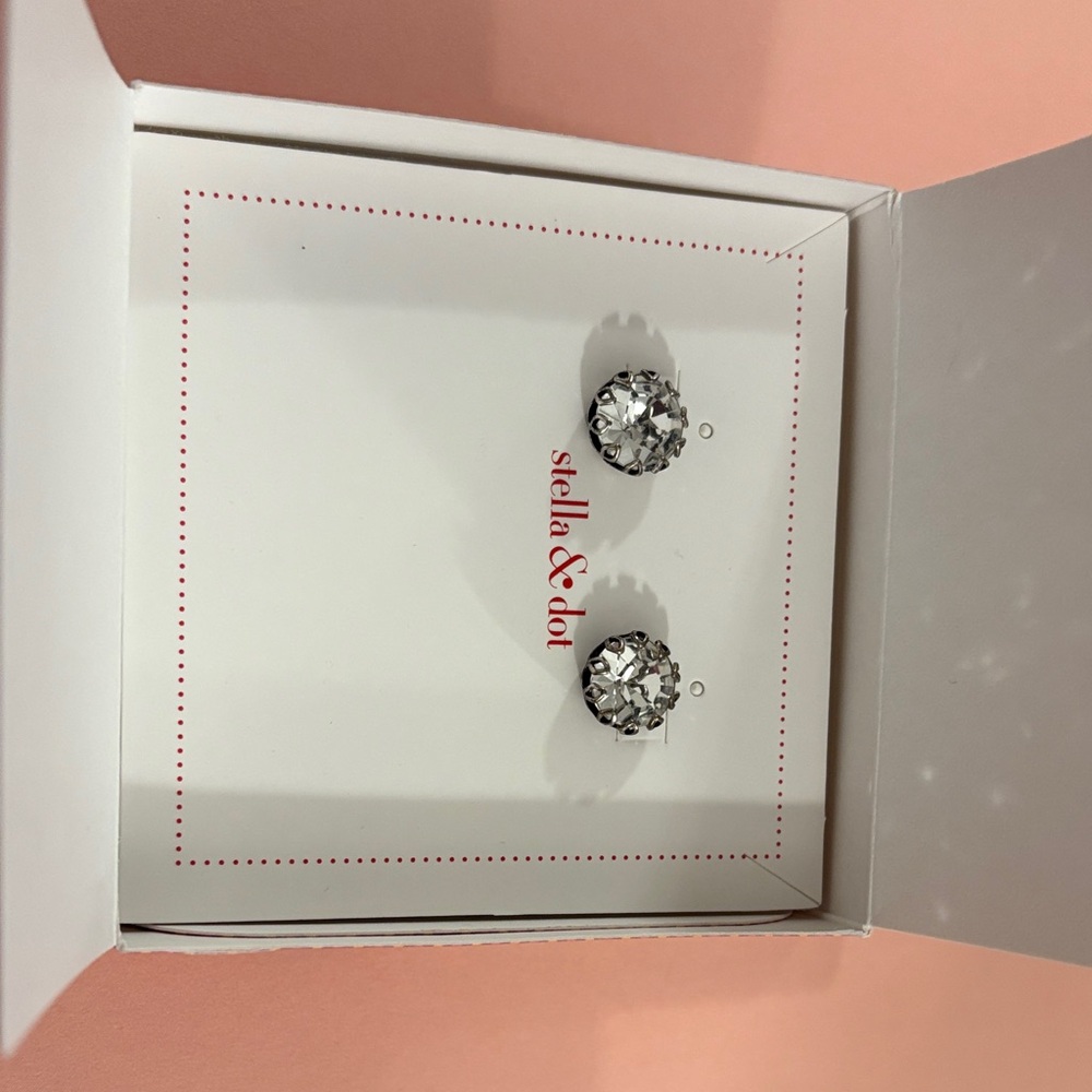 Stella & Dot Sparkling Silver Earrings